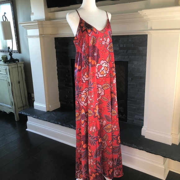 NWT Tahari Size Small Persimmon/ multi-color halter-back dress w/ pockets - Picture 7 of 11